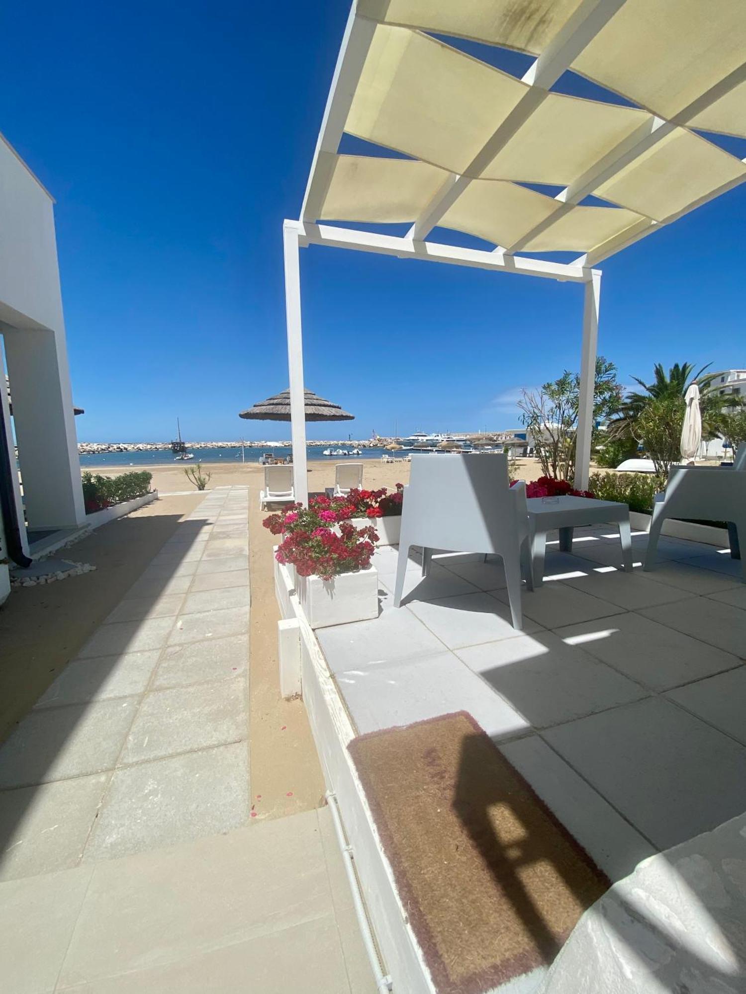 Marina Bay Beach Hotel Peschici Exteriör bild